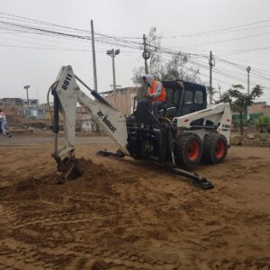 MINICARGADOR BOBCAT S630 CON BRAZO EXCAVADOR